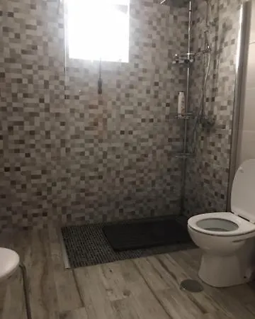 Vivenda Azevedo *