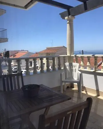 Vivenda Azevedo Penzion Nazaré