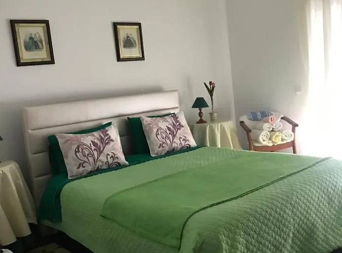 בית הארחה Vivenda Azevedo נאזרה